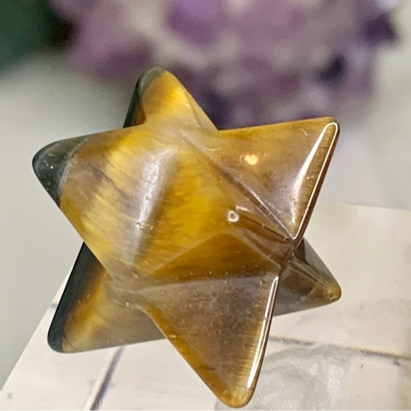 MINI Gold Tigers Eye Merkaba Star Crystal Carving Chakra Healing Meditation 3/4" - Picture 3 of 10